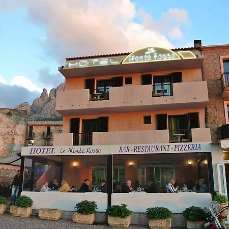 Le Monte Rosso Hotell