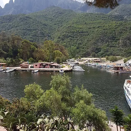 Le Monte Rosso 2* Porto (Corsica)