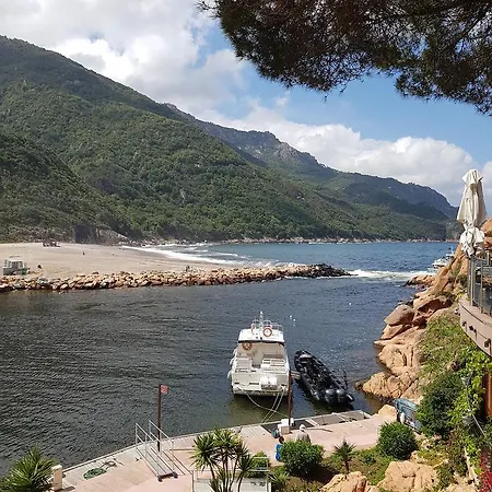 Ξενοδοχείο Le Monte Rosso 2*