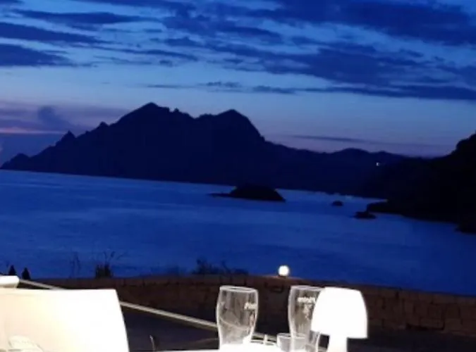 Le Monte Rosso Porto (Corsica)